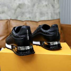 Picture of Louis Vuitton Shoes _SKULVsz38-45hnh120516633